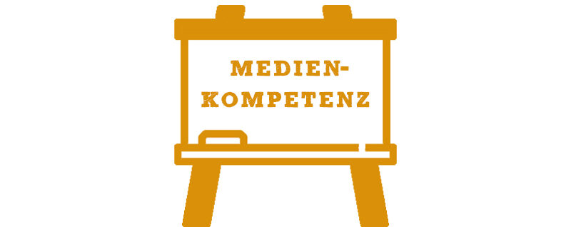 Patrick Plewe als Referent für Medienkompetenz